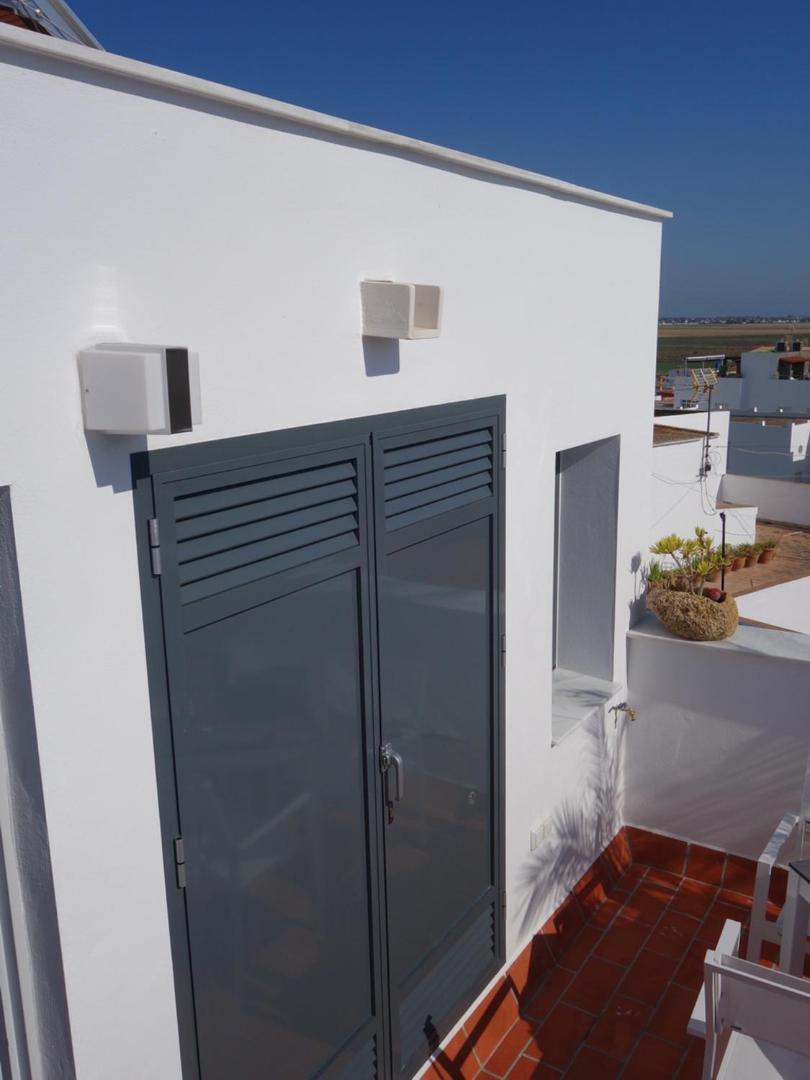 Stadthaus Petronella Meerblick Und Dachterrasse Conil De La Frontera Buitenkant foto